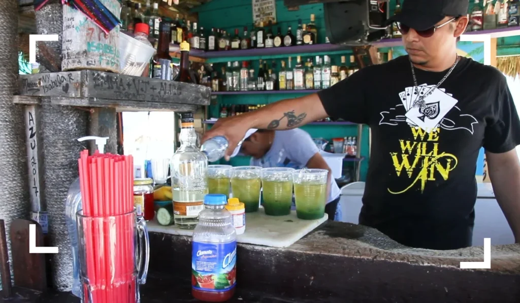 Cocktail Bars things to do in cozumel