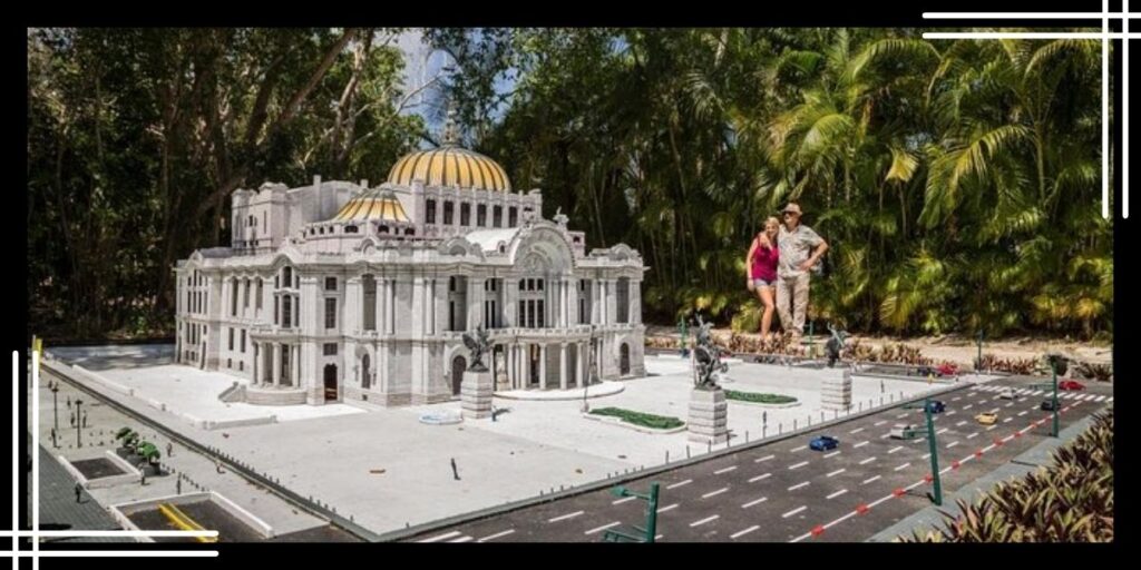 Miniature Replicas discover mexico park cozumel