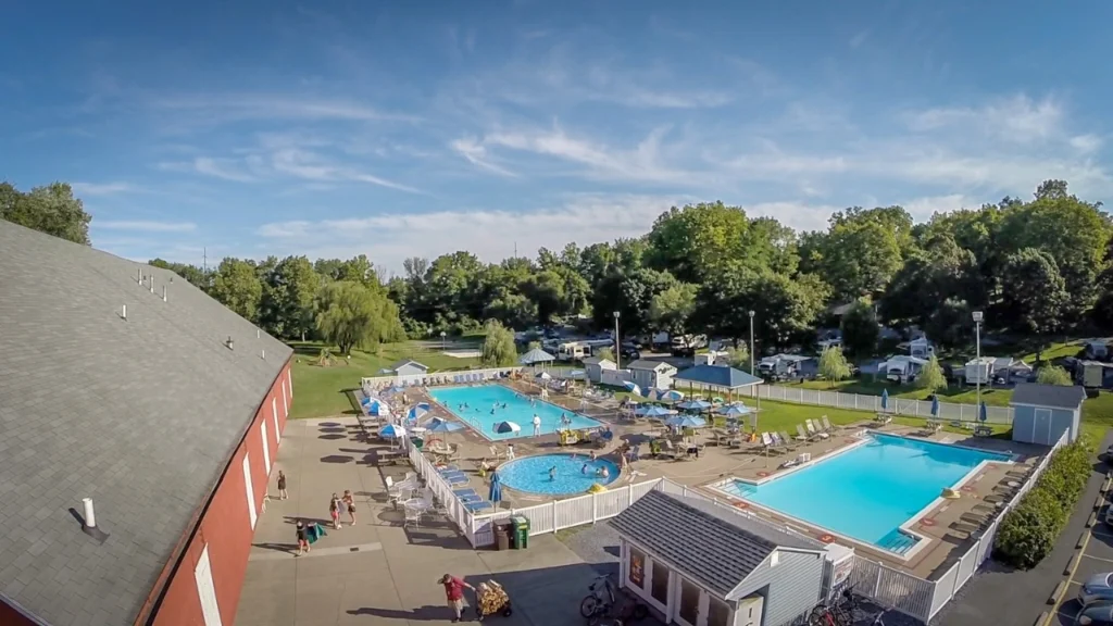 Outdoor Vacation with a Toddler in Hersheypark Camping Resort, Pennsylvania – Chocolate + Nature