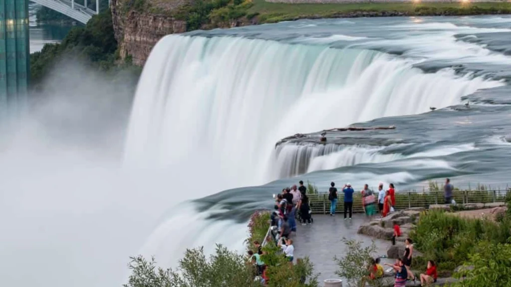 Outdoor Vacation with a Toddler in Niagara Falls State Park, New York – Toddler-Friendly Paths